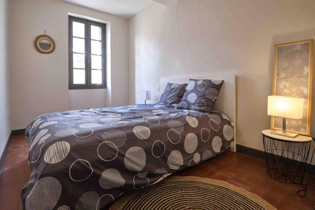 Centre Ville Appartement 75M2, Avec 3 Chambres Carcasona Exterior foto